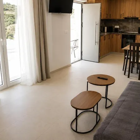 Karies House Kéfalos